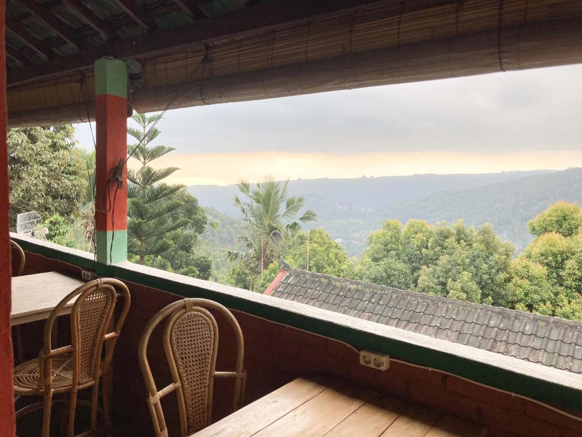 Taman Ayu Homestay Munduk Mitra Reddoorz Dış mekan fotoğraf